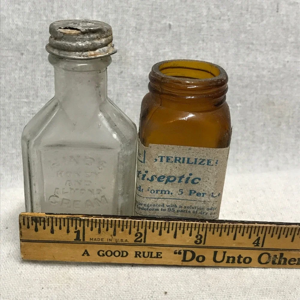 Vintage Apothecary Bottles, Cloudy Glass‎ Vintage, Wedding Decoration, Farmhouse - Picture 9 of 9